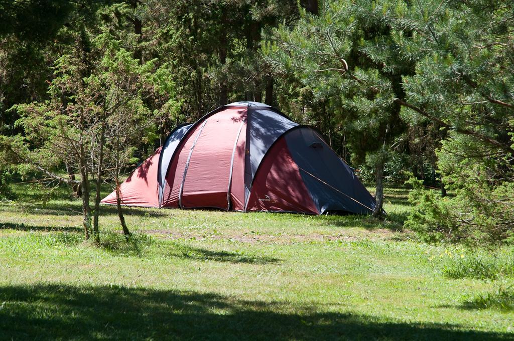 Tehumardi Camping Hotell Salme Eksteriør bilde